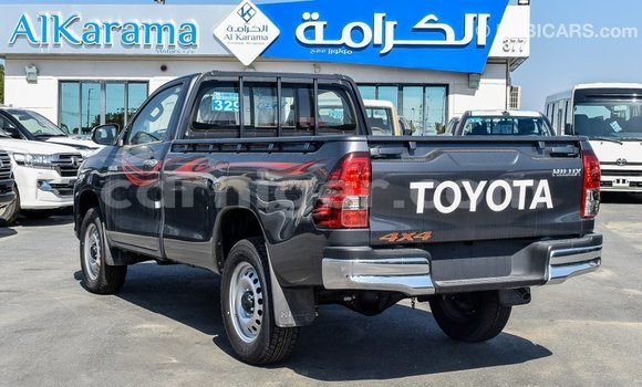 Sayi Imported Toyota Hilux Other Mota in Import - Dubai a Agadez Sayi Imported Toyota Hilux Other Mota in Import - Dubai a Agadez