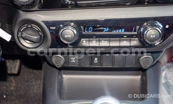 Sayi Imported Toyota Hilux Other Mota in Import - Dubai a Agadez Sayi Imported Toyota Hilux Other Mota in Import - Dubai a Agadez