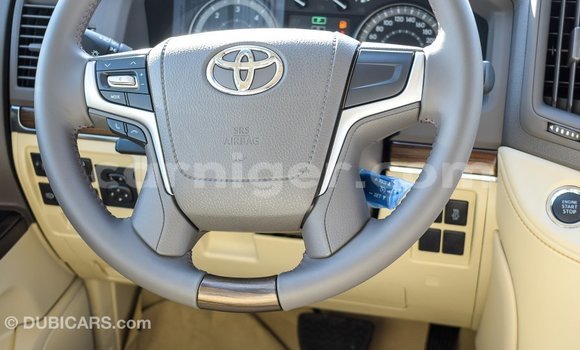 Sayi Imported Toyota Land Cruiser Black Babbar mota in Import - Dubai a Agadez Sayi Imported Toyota Land Cruiser Black Babbar mota in Import - Dubai a Agadez