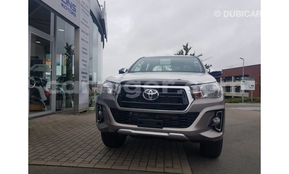 Buy Import Toyota Hilux Other Car in Import - Dubai in Agadez Buy Import Toyota Hilux Other Car in Import - Dubai in Agadez