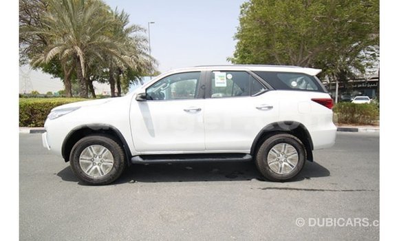 Buy Import Toyota Fortuner White Car in Import - Dubai in Agadez Buy Import Toyota Fortuner White Car in Import - Dubai in Agadez