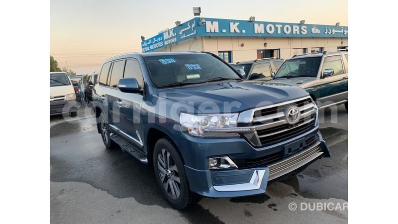 Big with watermark toyota land cruiser agadez import dubai 5612