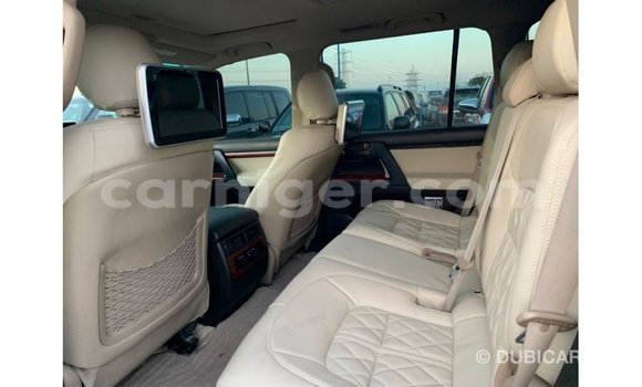 Sayi Imported Toyota Land Cruiser Blue Babbar mota in Import - Dubai a Agadez Sayi Imported Toyota Land Cruiser Blue Babbar mota in Import - Dubai a Agadez