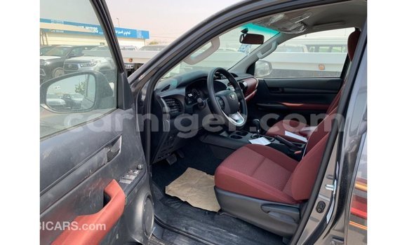 Buy Import Toyota Hilux Other Car in Import - Dubai in Agadez Buy Import Toyota Hilux Other Car in Import - Dubai in Agadez