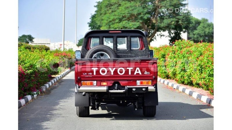 Big with watermark toyota land cruiser agadez import dubai 5620