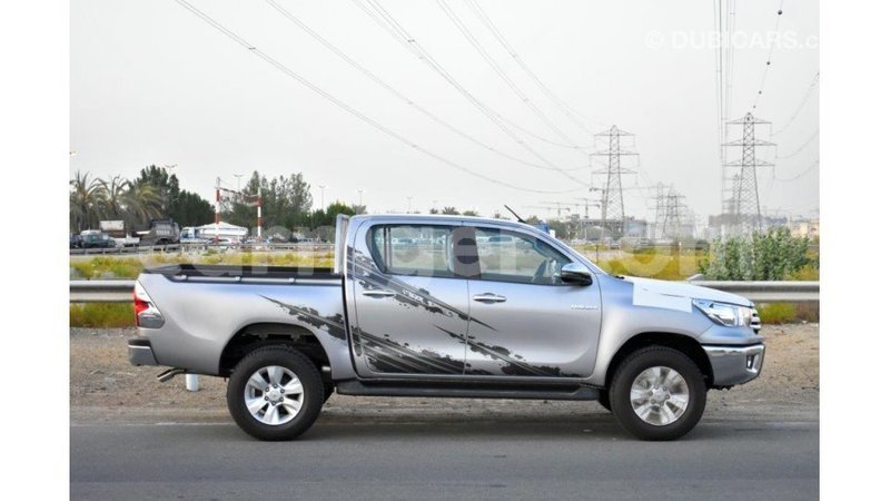 Big with watermark toyota hilux agadez import dubai 5624
