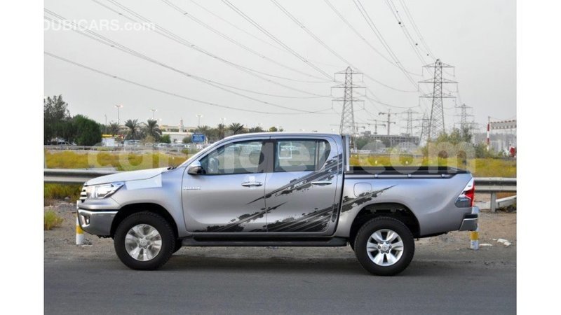 Big with watermark toyota hilux agadez import dubai 5624