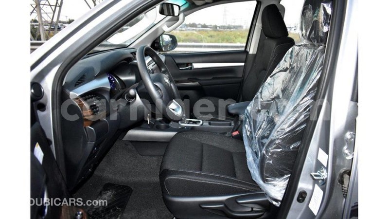 Big with watermark toyota hilux agadez import dubai 5624
