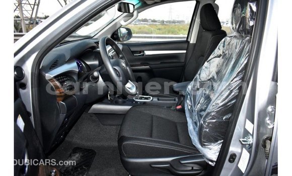 Sayi Imported Toyota Hilux Other Mota in Import - Dubai a Agadez Sayi Imported Toyota Hilux Other Mota in Import - Dubai a Agadez