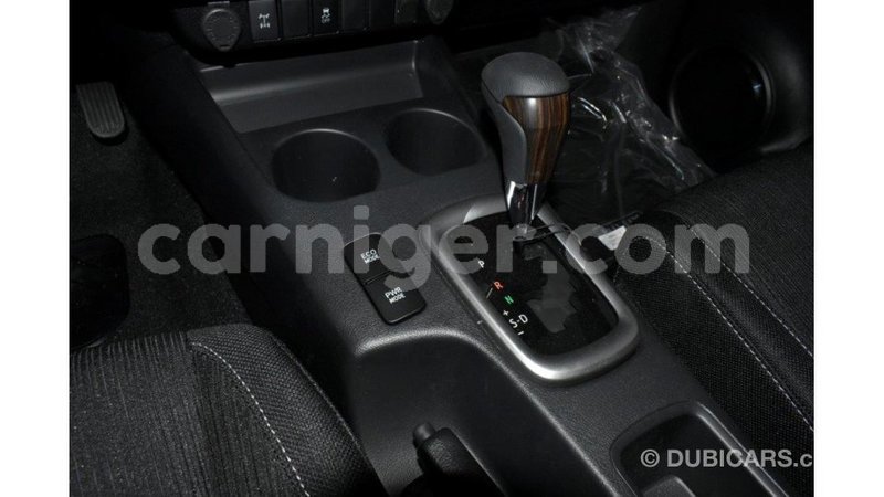 Big with watermark toyota hilux agadez import dubai 5624