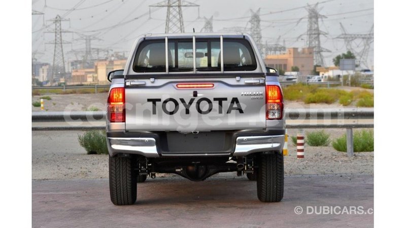 Big with watermark toyota hilux agadez import dubai 5624