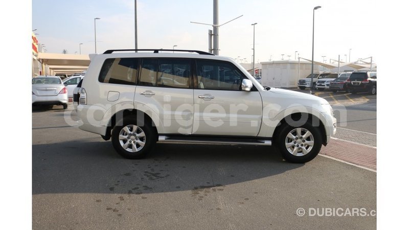 Big with watermark mitsubishi pajero agadez import dubai 5625