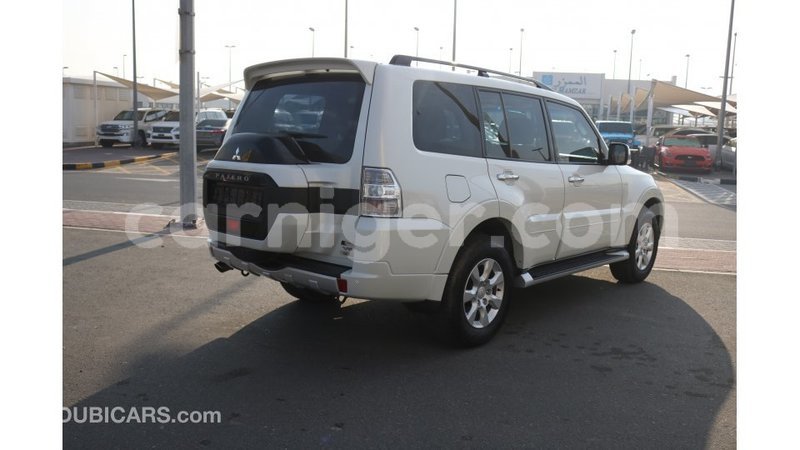 Big with watermark mitsubishi pajero agadez import dubai 5625