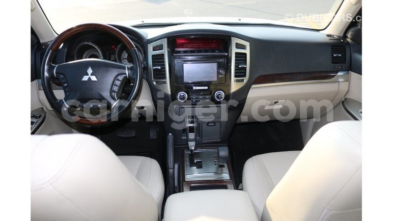 Big with watermark mitsubishi pajero agadez import dubai 5625