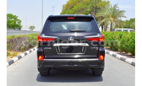 Sayi Imported Lexus LX Black Mota in Import - Dubai a Agadez Sayi Imported Lexus LX Black Mota in Import - Dubai a Agadez