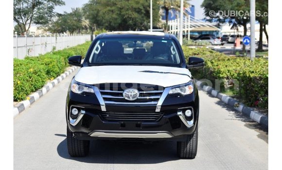 Sayi Imported Toyota Fortuner Black Mota in Import - Dubai a Agadez Sayi Imported Toyota Fortuner Black Mota in Import - Dubai a Agadez