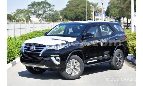 Sayi Imported Toyota Fortuner Black Mota in Import - Dubai a Agadez Sayi Imported Toyota Fortuner Black Mota in Import - Dubai a Agadez