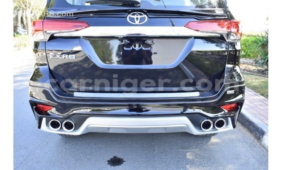 Sayi Imported Toyota Fortuner Black Mota in Import - Dubai a Agadez Sayi Imported Toyota Fortuner Black Mota in Import - Dubai a Agadez
