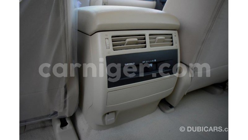 Big with watermark toyota land cruiser agadez import dubai 5634