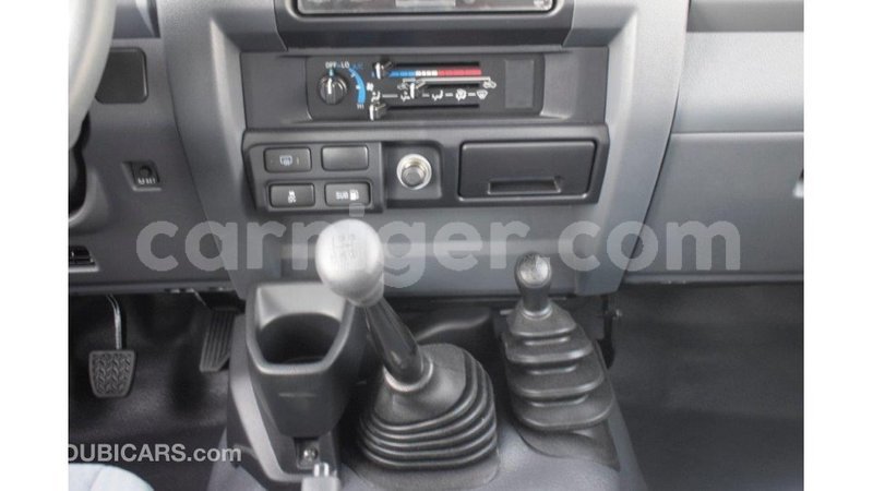Big with watermark toyota land cruiser agadez import dubai 5635
