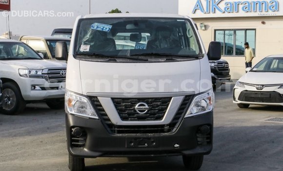 اشتري Imported Nissan Urvan White سيارة في Import - Dubai في أغاديز اشتري Imported Nissan Urvan White سيارة في Import - Dubai في أغاديز