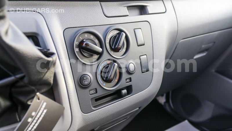 Big with watermark nissan urvan agadez import dubai 5637