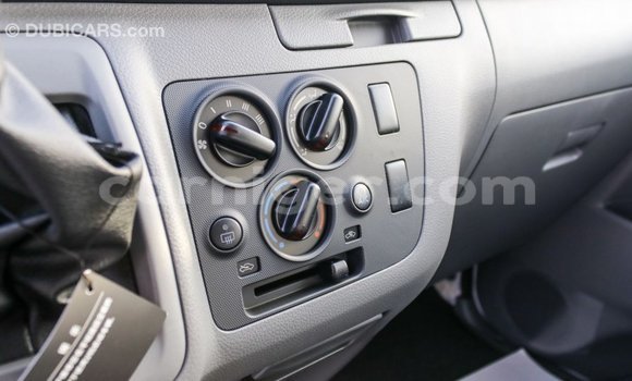 اشتري Imported Nissan Urvan White سيارة في Import - Dubai في أغاديز اشتري Imported Nissan Urvan White سيارة في Import - Dubai في أغاديز