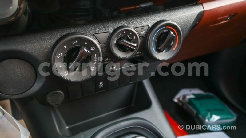 Big with watermark toyota hilux agadez import dubai 5639