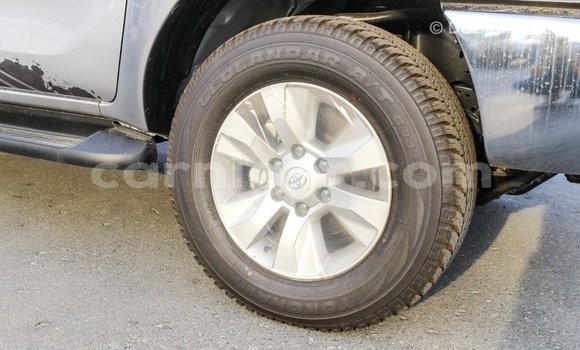 Acheter Import Voiture Toyota Hilux Autre à Import - Dubai, Agadez Acheter Import Voiture Toyota Hilux Autre à Import - Dubai, Agadez