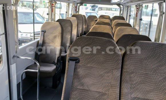 اشتري Imported Toyota Coaster White سيارة في Import - Dubai في أغاديز اشتري Imported Toyota Coaster White سيارة في Import - Dubai في أغاديز