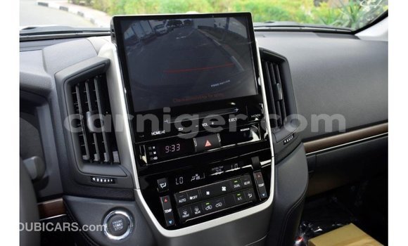 Sayi Imported Toyota Land Cruiser Black Babbar mota in Import - Dubai a Agadez Sayi Imported Toyota Land Cruiser Black Babbar mota in Import - Dubai a Agadez