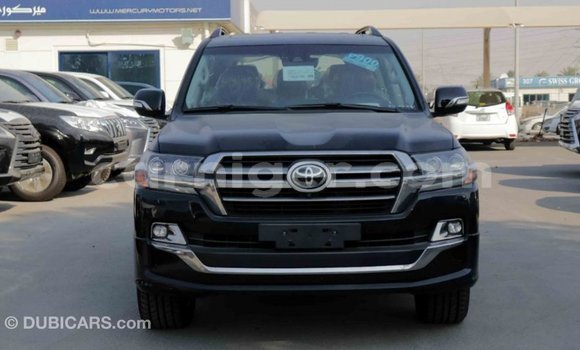 Buy Import Toyota Land Cruiser Black Truck in Import - Dubai in Agadez Buy Import Toyota Land Cruiser Black Truck in Import - Dubai in Agadez