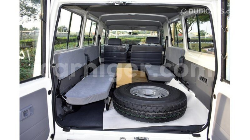 Big with watermark toyota land cruiser agadez import dubai 5649