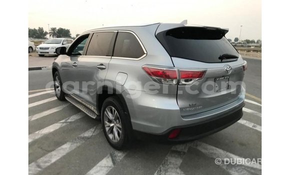 Acheter Import Voiture Toyota Highlander Autre à Import - Dubai, Agadez Acheter Import Voiture Toyota Highlander Autre à Import - Dubai, Agadez