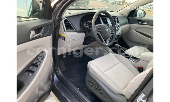 Buy Import Hyundai Tucson White Car in Import - Dubai in Agadez Buy Import Hyundai Tucson White Car in Import - Dubai in Agadez