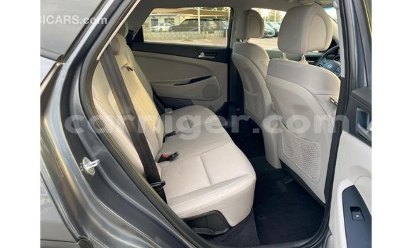 Buy Import Hyundai Tucson White Car in Import - Dubai in Agadez Buy Import Hyundai Tucson White Car in Import - Dubai in Agadez