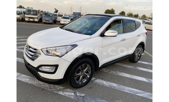 Buy Import Hyundai Santa Fe White Car in Import - Dubai in Agadez Buy Import Hyundai Santa Fe White Car in Import - Dubai in Agadez