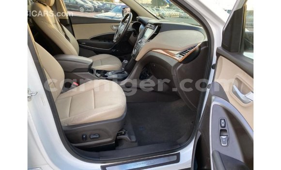 Buy Import Hyundai Santa Fe White Car in Import - Dubai in Agadez Buy Import Hyundai Santa Fe White Car in Import - Dubai in Agadez
