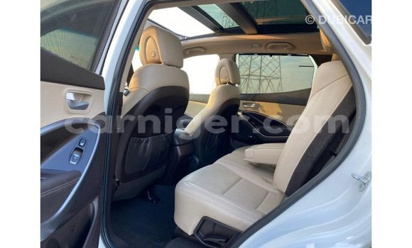 Buy Import Hyundai Santa Fe White Car in Import - Dubai in Agadez Buy Import Hyundai Santa Fe White Car in Import - Dubai in Agadez