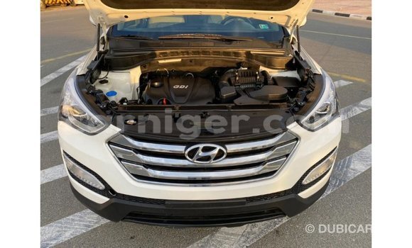 Buy Import Hyundai Santa Fe White Car in Import - Dubai in Agadez Buy Import Hyundai Santa Fe White Car in Import - Dubai in Agadez