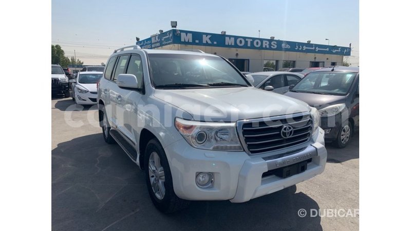 Big with watermark toyota land cruiser agadez import dubai 5657