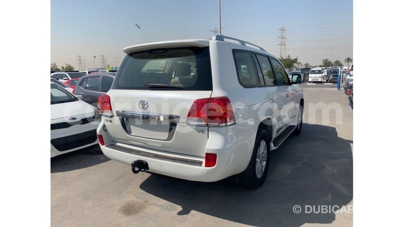 Big with watermark toyota land cruiser agadez import dubai 5657