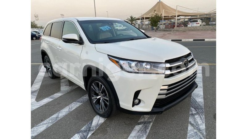 Big with watermark toyota highlander agadez import dubai 5658