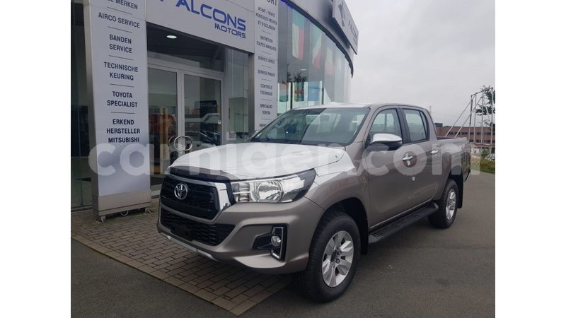 Big with watermark toyota hilux agadez import dubai 5659