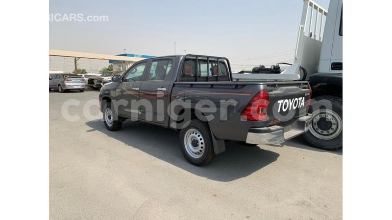 Big with watermark toyota hilux agadez import dubai 5665