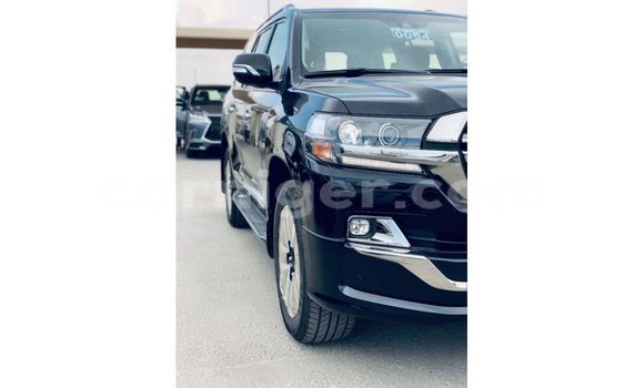 Buy Import Toyota Land Cruiser Black Truck in Import - Dubai in Agadez Buy Import Toyota Land Cruiser Black Truck in Import - Dubai in Agadez