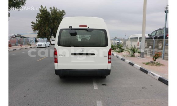 Buy Import Toyota Hiace White Car in Import - Dubai in Agadez Buy Import Toyota Hiace White Car in Import - Dubai in Agadez