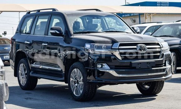 Buy Import Toyota Land Cruiser Black Truck in Import - Dubai in Agadez Buy Import Toyota Land Cruiser Black Truck in Import - Dubai in Agadez