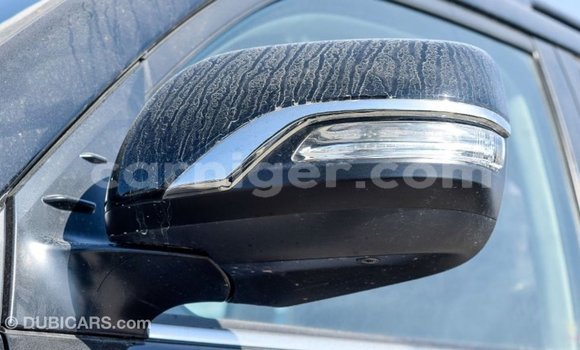 Buy Import Toyota Land Cruiser Black Truck in Import - Dubai in Agadez Buy Import Toyota Land Cruiser Black Truck in Import - Dubai in Agadez