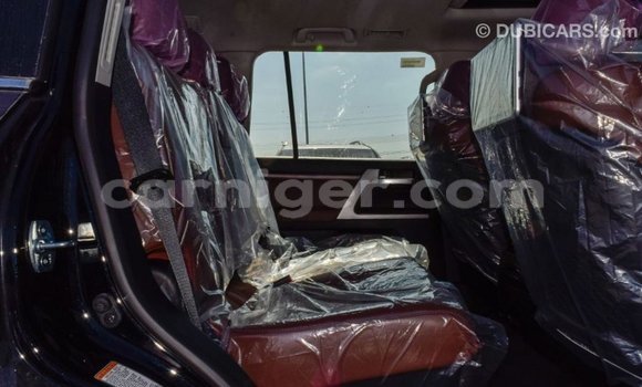 Buy Import Toyota Land Cruiser Black Truck in Import - Dubai in Agadez Buy Import Toyota Land Cruiser Black Truck in Import - Dubai in Agadez